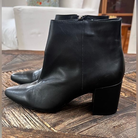 Blondo Tasel Waterproof Bootie - Picture 5 of 11
